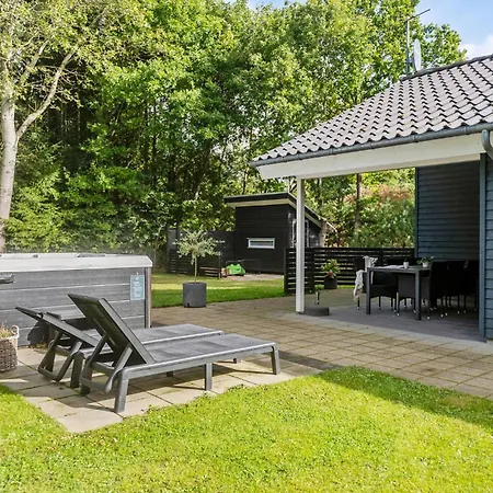 Сasa de vacaciones Beautiful In With Sauna *