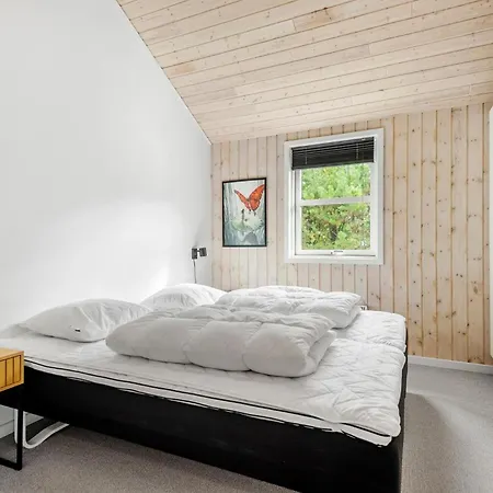 Semesterbostad Beautiful In With Sauna